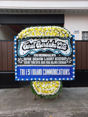 Papan Bunga Duka di Silaing Atas
